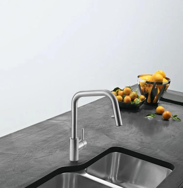 Franke Kuhinjska armatura Kubus s izvlečno ročno prho nerjaveče jeklo 115.0529.207