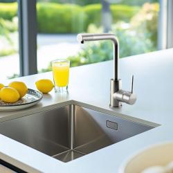 Ausmann Lavea kuhinjska pipa iz nerjavečega jekla z vrtljivim izlivom in vrtljivim perlatorjem 1208957160