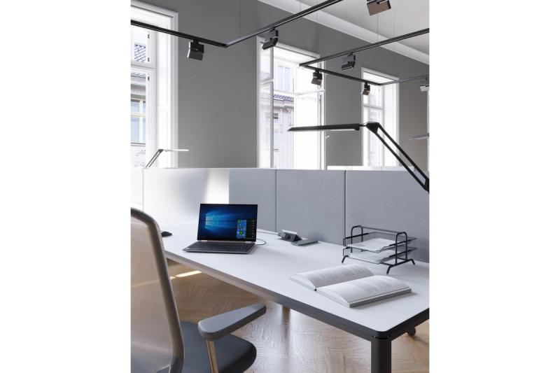 AVARO PLUS izvlečna električna vtičnica 1208958671