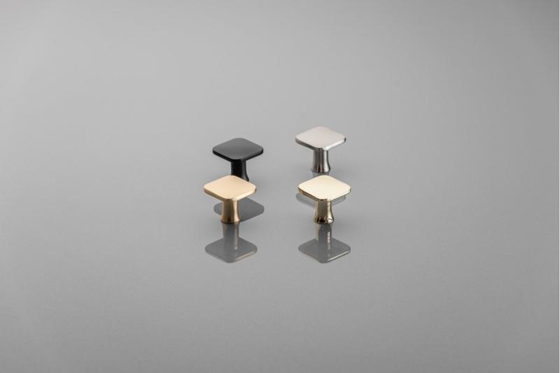 PIAZZA meden gumb 1208959300