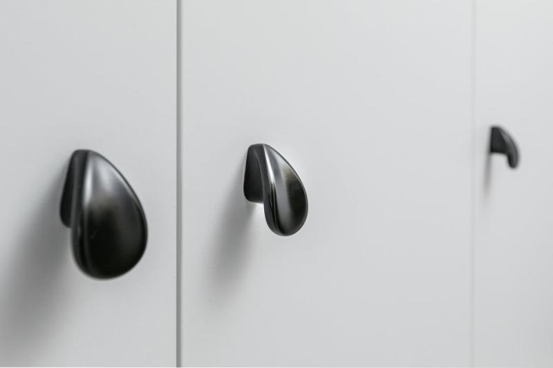 Gumb Zamak VENICE mat črna 1208959338