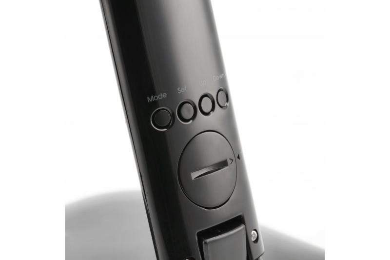 Decor Namizna svetilka LINEAR 7W 420lm AC220-240V 3-CCT 5-stopenjsko zatemnjevanje PF>0,5 RA>80 črna 1208962501