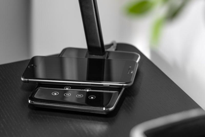 Decor Namizna Svetilka Tritton 6W 340lm AC220-240V 4-CCT Brezžično Polnjenje USB PF>0,5 RA>80 črna 1208962518