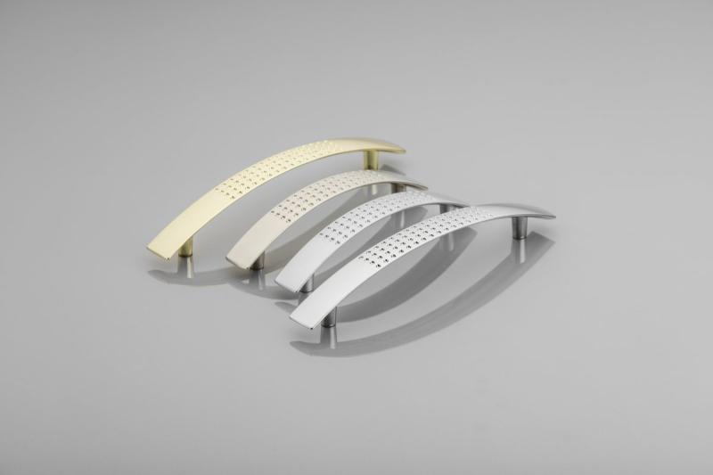 Ročaj Zamak 14 C=96mm aluminij 1208965751