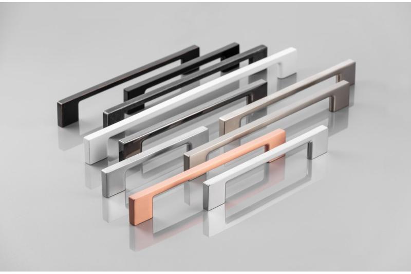 Ročaj Zamak 819 C - 128 mm starinsko srebro 1208965808