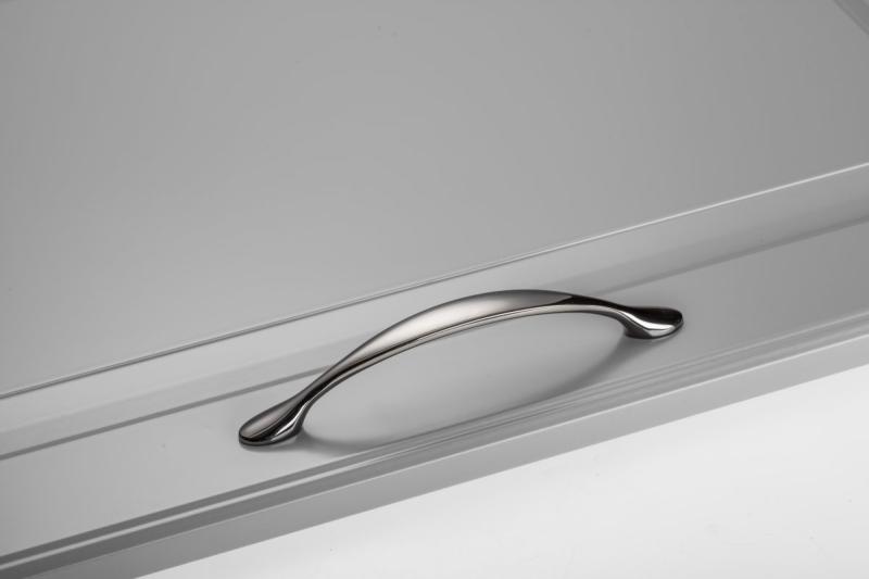 Ročaj Zamak CAMAIO C=96mm črni krom 1208965935