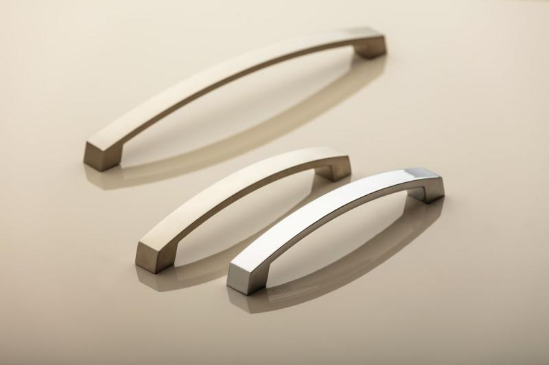 Ročaj Zamak G0, C= 256 mm, krom 1208966049