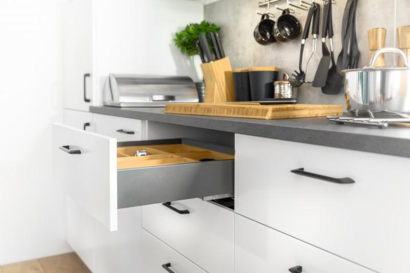 Zamak handle MILANO C=256 mm black matt 1208966115