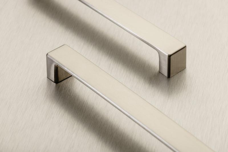 Zamak handle MODENA, C= 192 mm, inox 1208966126