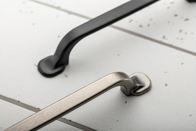 Ročaj Zamak RETRIS C = 128 mm, starinska medenina 1208966191