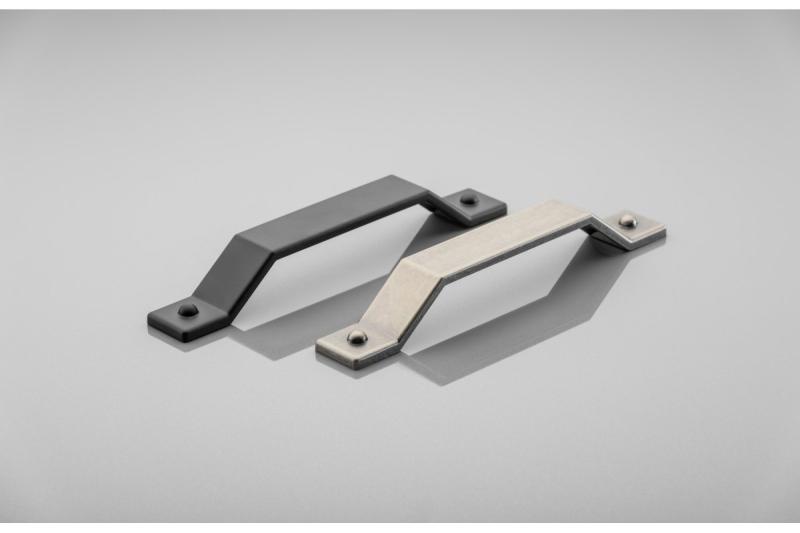 Ročaj Zamak STEP C = 160 mm črna mat 1208966205