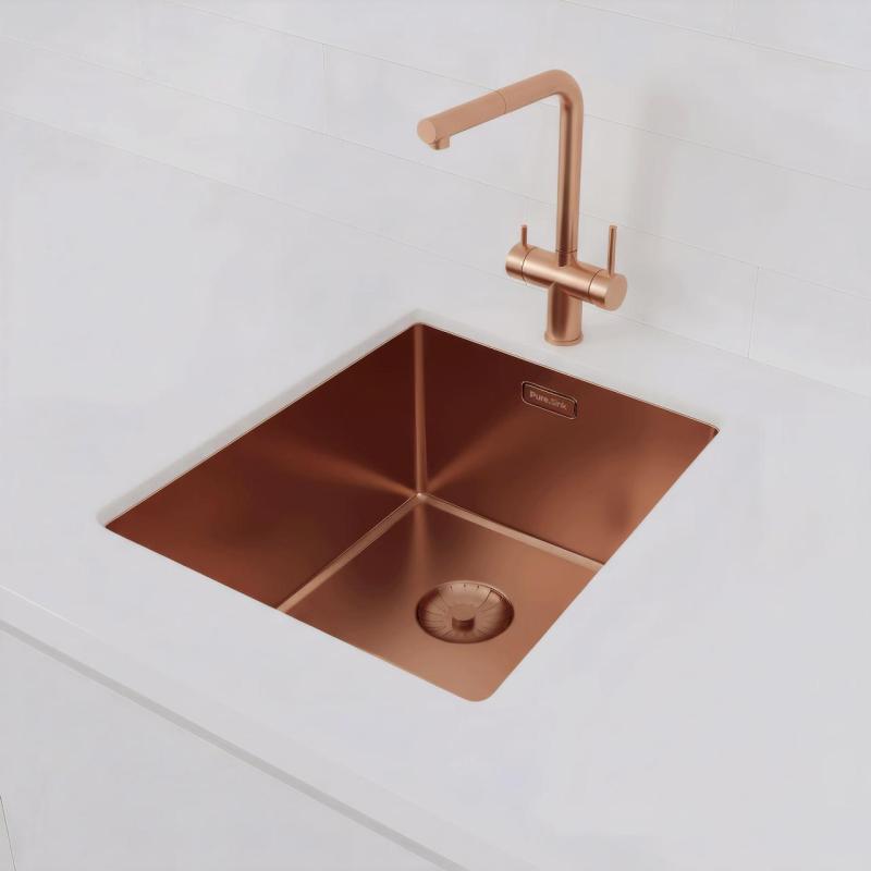 Pure.Sink Prestige pomivalno korito 34x40 cm PVD Baker 10mm radijus podvgradno, poravnano in nadgradno PPG3440-62