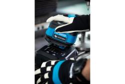 HÖGERT hitri polnilnik za baterijo 6A 18V.