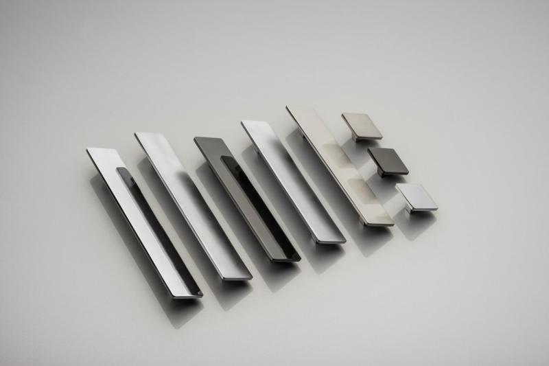 Ročaj zamak HILL oblika umet C=128mm krtačeno jeklo