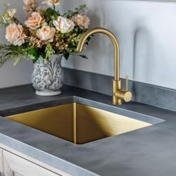 Ausmann Arvia zlata kuhinjska pipa PVD Gold z vrtljivim izlivom 1208970640