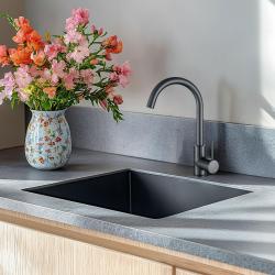 Ausmann Arvia Gun metal PVD kuhinjska pipa z vrtljivim izlivom 1208970641