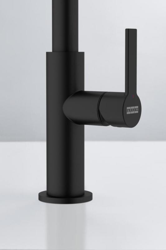 Franke Maris Slim J Kuhinjska pipa Z vrtljivim okroglim izlivom Črna 115.0728.386