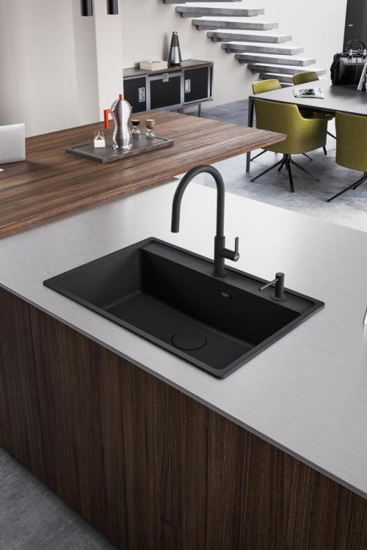 Franke Maris Slim J Kuhinjska pipa Črna z Izvlečnim Izlivom 115.0728.389