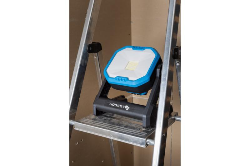 SMD LED reflektor 18V