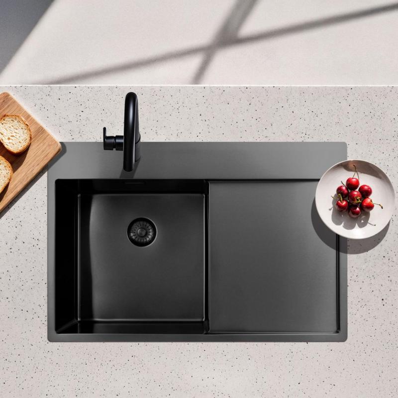 Pure.Sink Exclusivo Gun Metal umivalnik z odcejalnim delom 78x52 cm Tapwing levo PEX4078LT-61