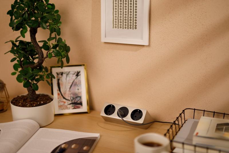 Pohištvena vtičnica SOFITO, 2xŠUKO, USB A+C, kabel 1,5 m, nerjaveče jeklo