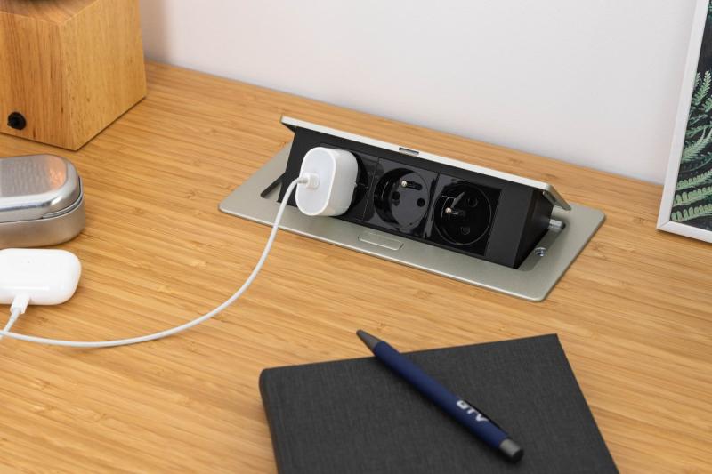 SOFT izvlečna vtičnica, napajalni kabel 1,5m