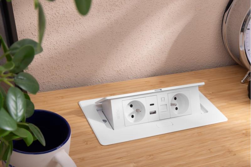 MULTISOFT Pohištvena vtičnica 2x vtičnica z ozemljitvijo, USB A+C, RJ45, napajalni kabel s priključkom, bela