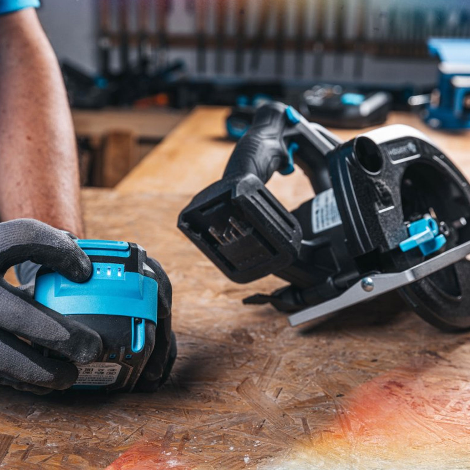 Kdaj zamenjati baterijo vašega električnega orodja (preden odpove) | Nasveti za dolgo življenjsko dobo za vsakega ljubitelja naredi sam